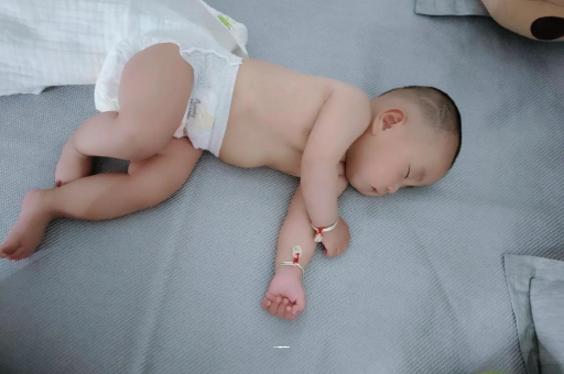 庄河宝宝发烧可以喝牛奶吗